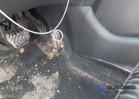 2017 Nissan Rogue Sv z USA, uszkodzony, nr VIN KNMAT2MV2HP614399